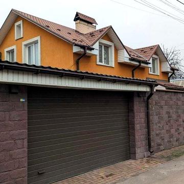 Берковець, вул. Садова 18-а, поруч Лавіна-молл, Стеценка, Академ.