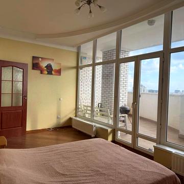 Базарна вул., 5/4