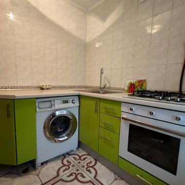 Проспект Перемоги, 115