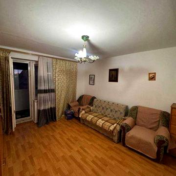 Продається 2-кімнатна квартира у Садгорі