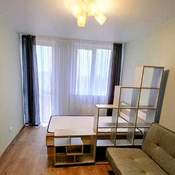 Наукова вул., 2