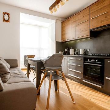 Богдана Хмельницького вул., 230а