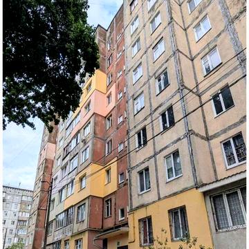 Полюсна вул., 16