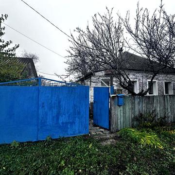 Будинок з ділянкою в Печенігах