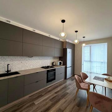 Привокзальна вул., 10в