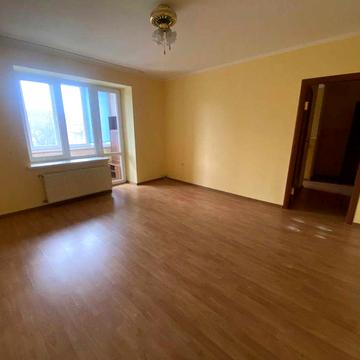 Здається  однокімнатна квартира..