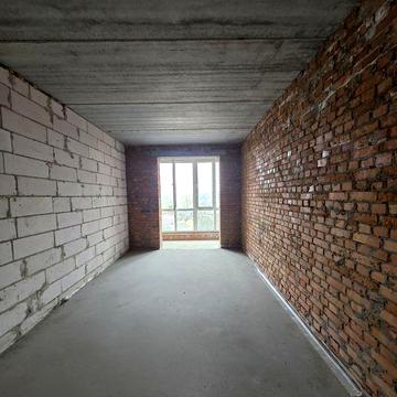 Продаж двокімнатної квартири в новобудові в центрі міста!