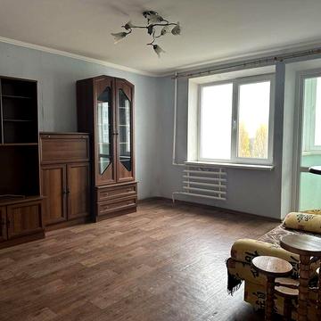 Продам велику 2-х кімнатну квартиру / Пересипський район