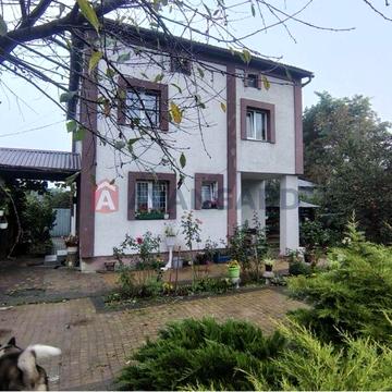 Продаж дачі неподалік Львова