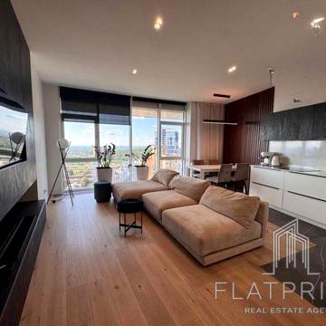 Буслівська вул., 12