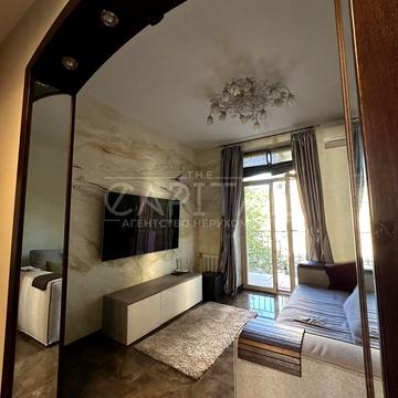 Круглоуніверситетська вул., 13