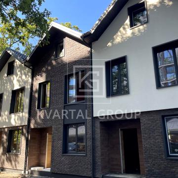 Київська вул., 46