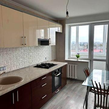 Довгострокова оренда 2к Квартира Зоряна (Арцеулова) вулиця