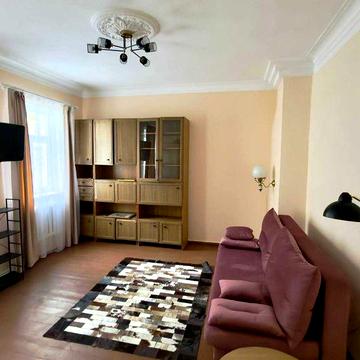 Оренда. Затишний будинок, 80 квадратів. Центр міста