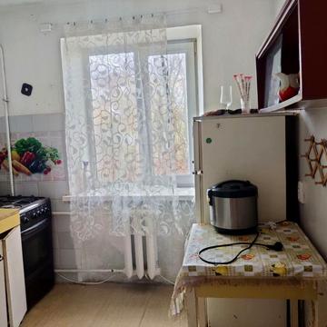 Варненська вул., 8а