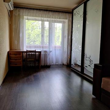 Івана Мазепи просп. (Петровського), 52