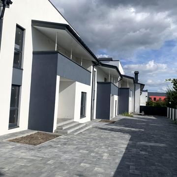 Остромирська вул.