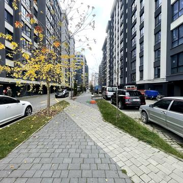 Хіміків вул., 28