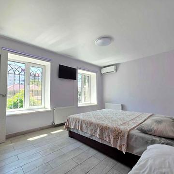 Комітетська, 9