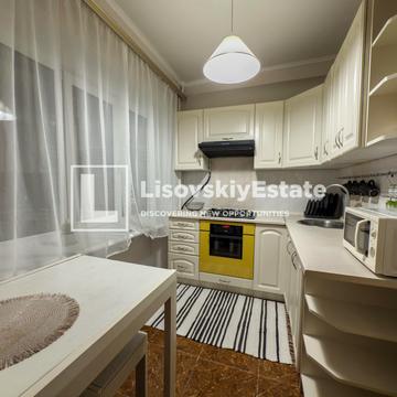 Володимирська вул., 89/91