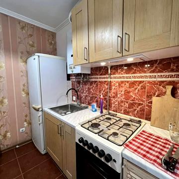 Володимира Івасюка вул., 19