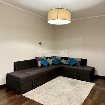 Гвардійців-Широнінців вул., 94