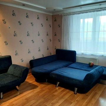 Сдам 3ком с АО, 2й эт, Новоместенская, Закрытый Двор