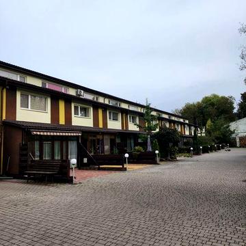 Котедж з ремонтом, р-н Пивзавод!