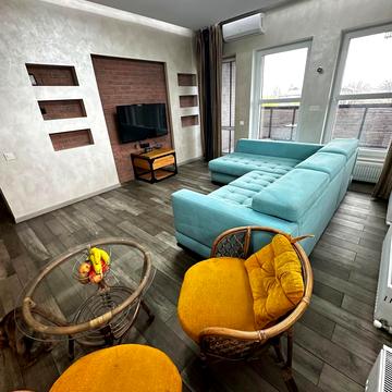 Олега Ольжича вул. (Докучаєва)