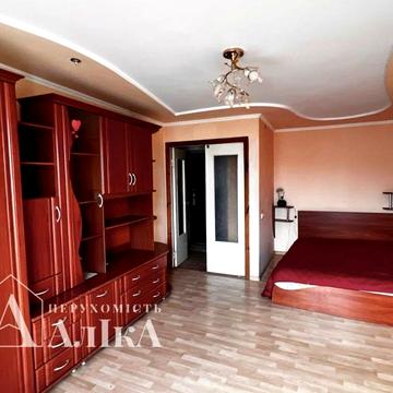 Продам 1-кімнатну квартиру в центрі міста!