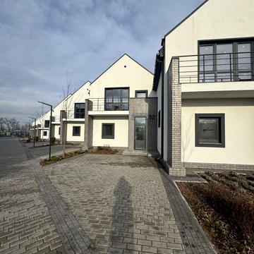 Покровська вул.