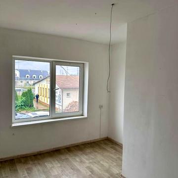 Стрийська вул., 3