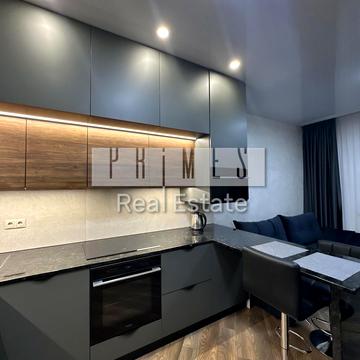 Богдана Хмельницького вул., 58-А