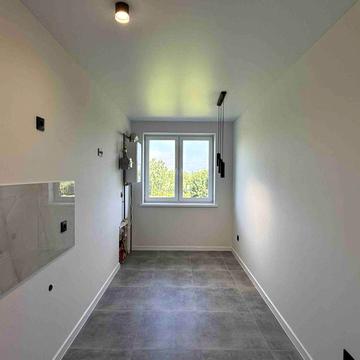 Продам 1к квартиру у новобудові з ремонтом.