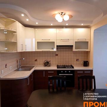 Микільсько-Ботанічна вул., 31