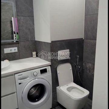 Героїв Харкова просп. (Московський), 270д