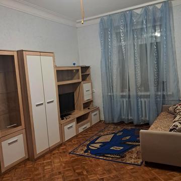 Сімферопольська вул., 3/2