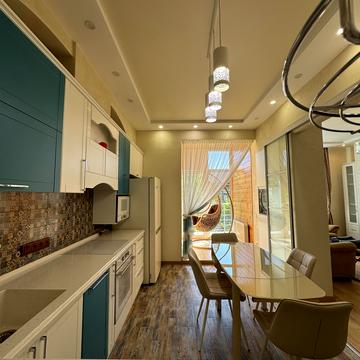 Кулишівська вул. (Сергія Лазо), 36