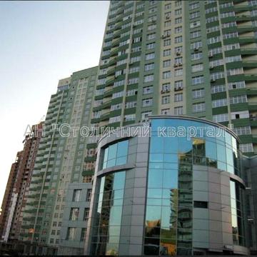 Трикімнатна квартира в сучасному будинку з розкішним плануванням