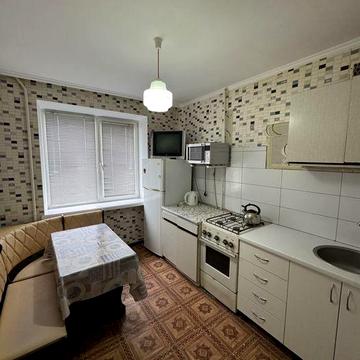 Оренда 2 кімн. квартири , меблі , техніка! Пр-т Левка Лукʼяненка!