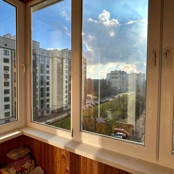 Тепла і простора 3 кімнатна квартира на вулиці Майборського