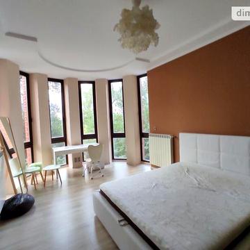 Довгострокова оренда 5к Квартира Комсомольська вулиця