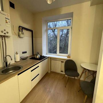 Продаж 1к Квартира Криворізька вулиця
