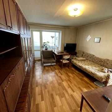 Сдам 1 ю квартиру Лев 3.