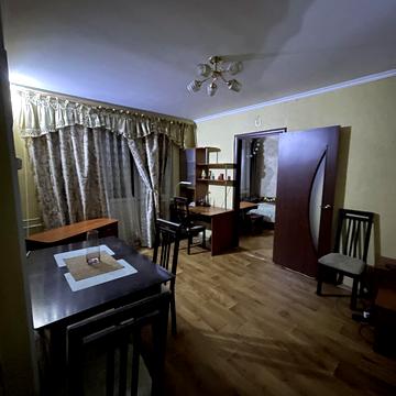 Миру вул., 32