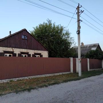 Продам дом с добствами