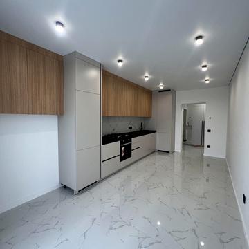 Миколи Боголюбова вул., 1