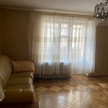 Здам 4 кімнатну квартиру по вулиці Лагуновій 10а