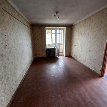 2-комнатная квартира на 4-м этаже