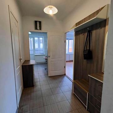 Бориса Гмирі вул., 4